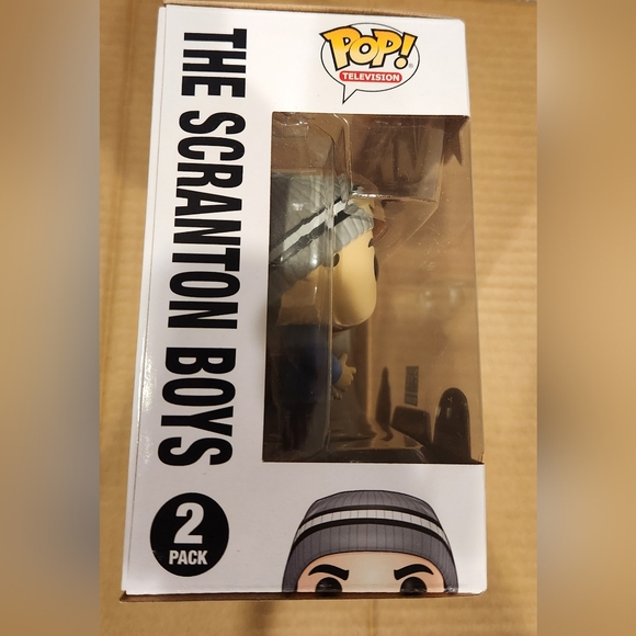 Funko Pop! The Office Scranton Boys - 2 Pack - Michael and Dwight FYE Exclusive - Picture 5 of 6